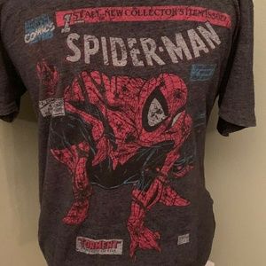 MARVEL COMICS Spiderman  Teeshirt.